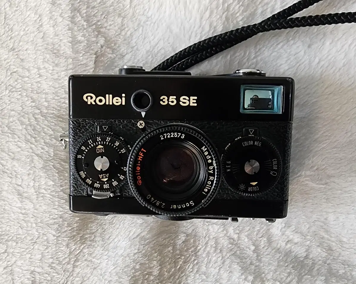 Rollei 35 SE